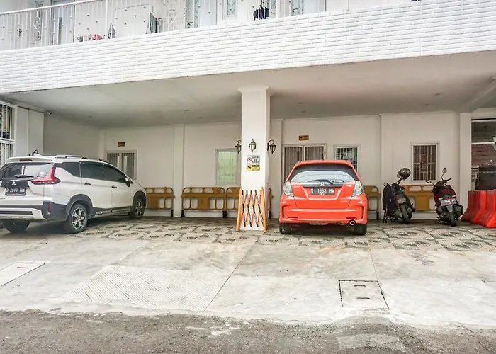 Oyo 90941 Egelsa 2020 Syariah Hotel Jakarta